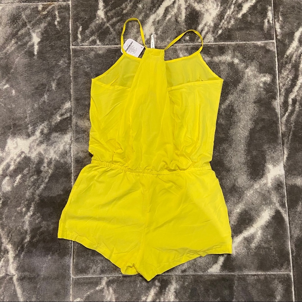 Yellow Fabletics Neema Romper - Picture 4 of 9